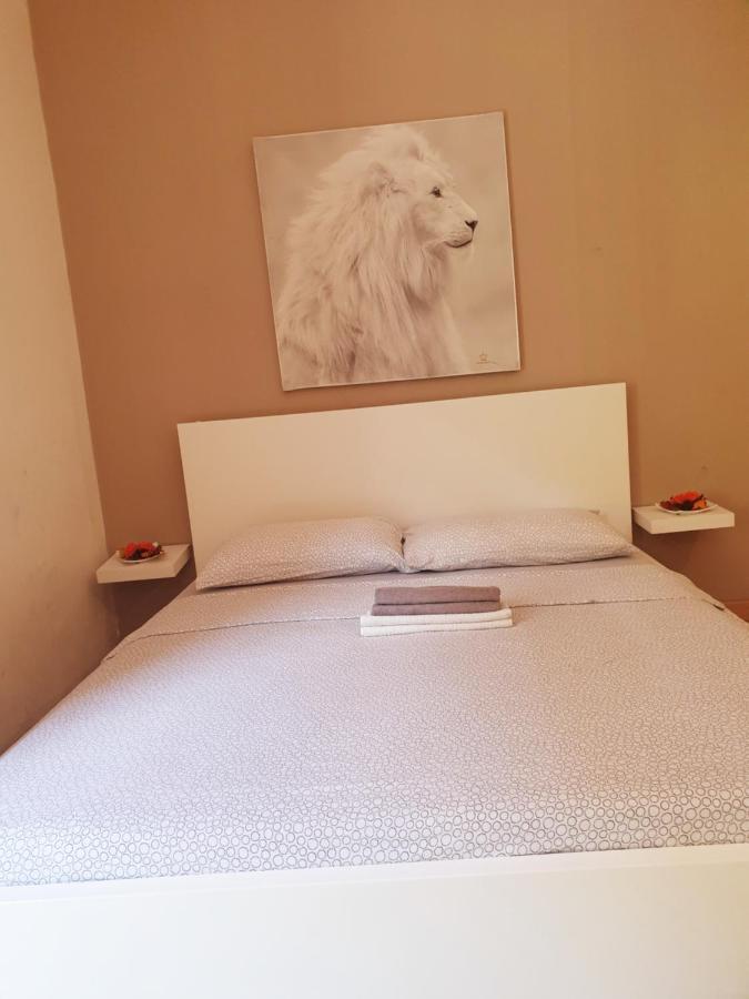 Smart Apartment Central Station Милан Экстерьер фото